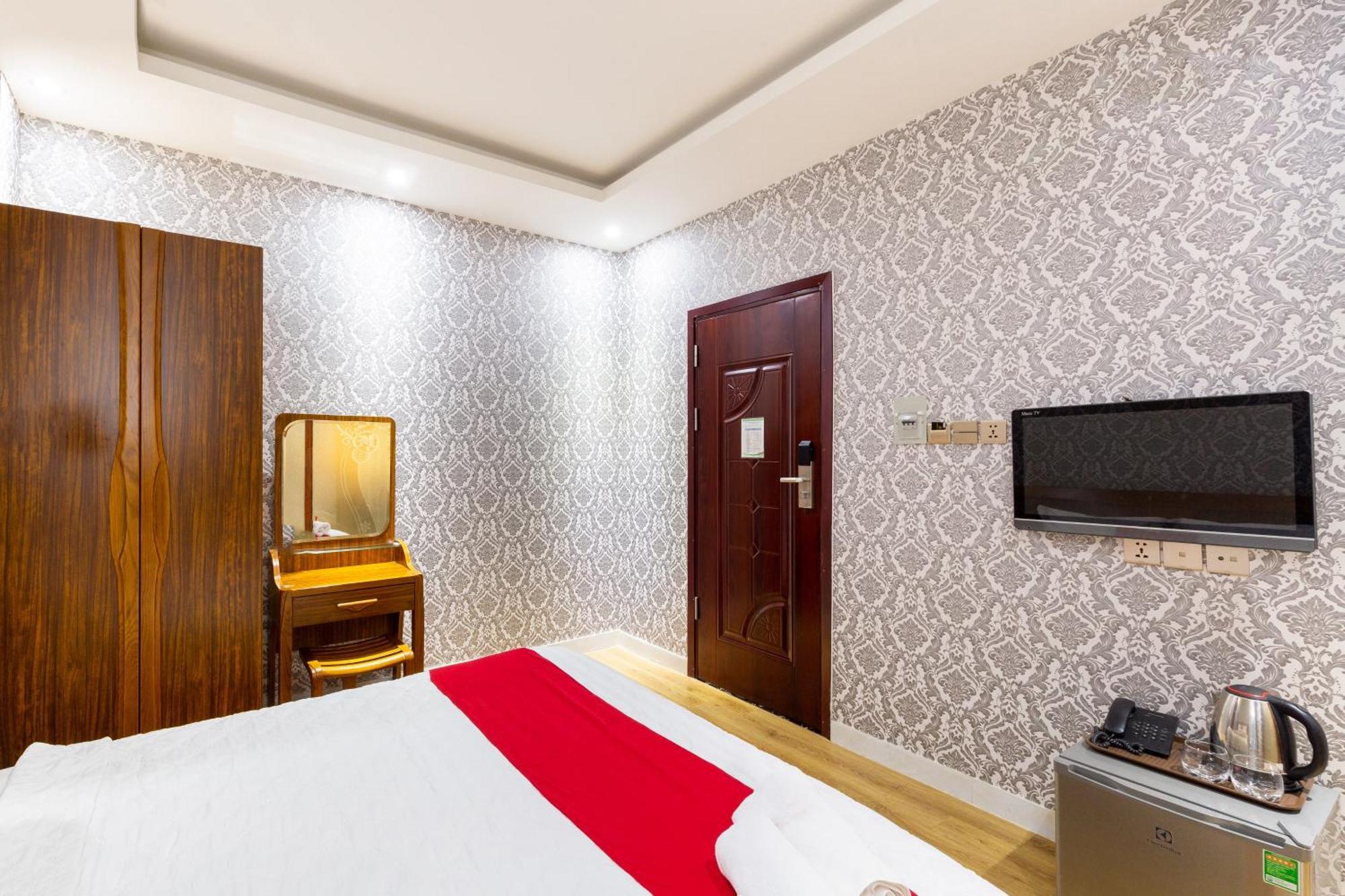 Spring Airport Hotel ホーチミン市 エクステリア 写真